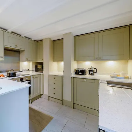 3 Bed In Grange-over-sands Oc-66725 *